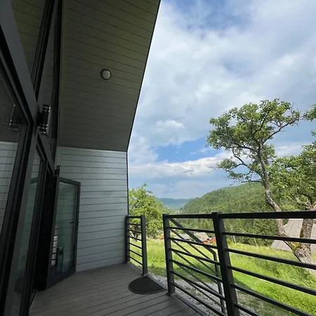 Mountain Hut 펜션